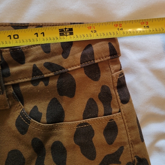 L'agence Leopard Print Skinny Pants Size 28 - Picture 6 of 13